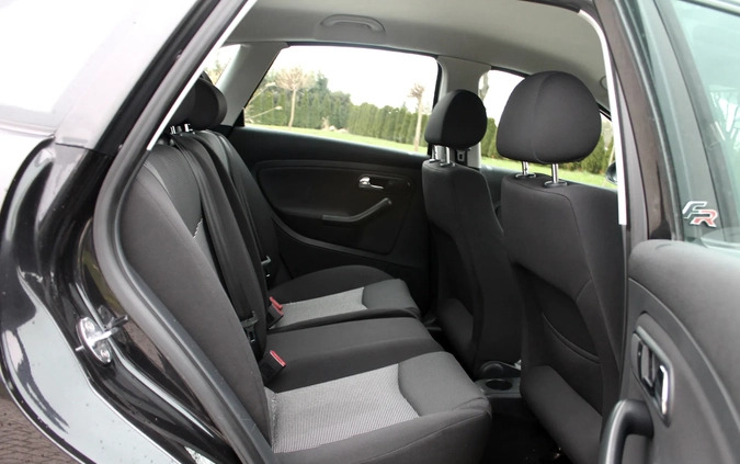 Seat Ibiza cena 15900 przebieg: 229000, rok produkcji 2005 z Tarnobrzeg małe 277